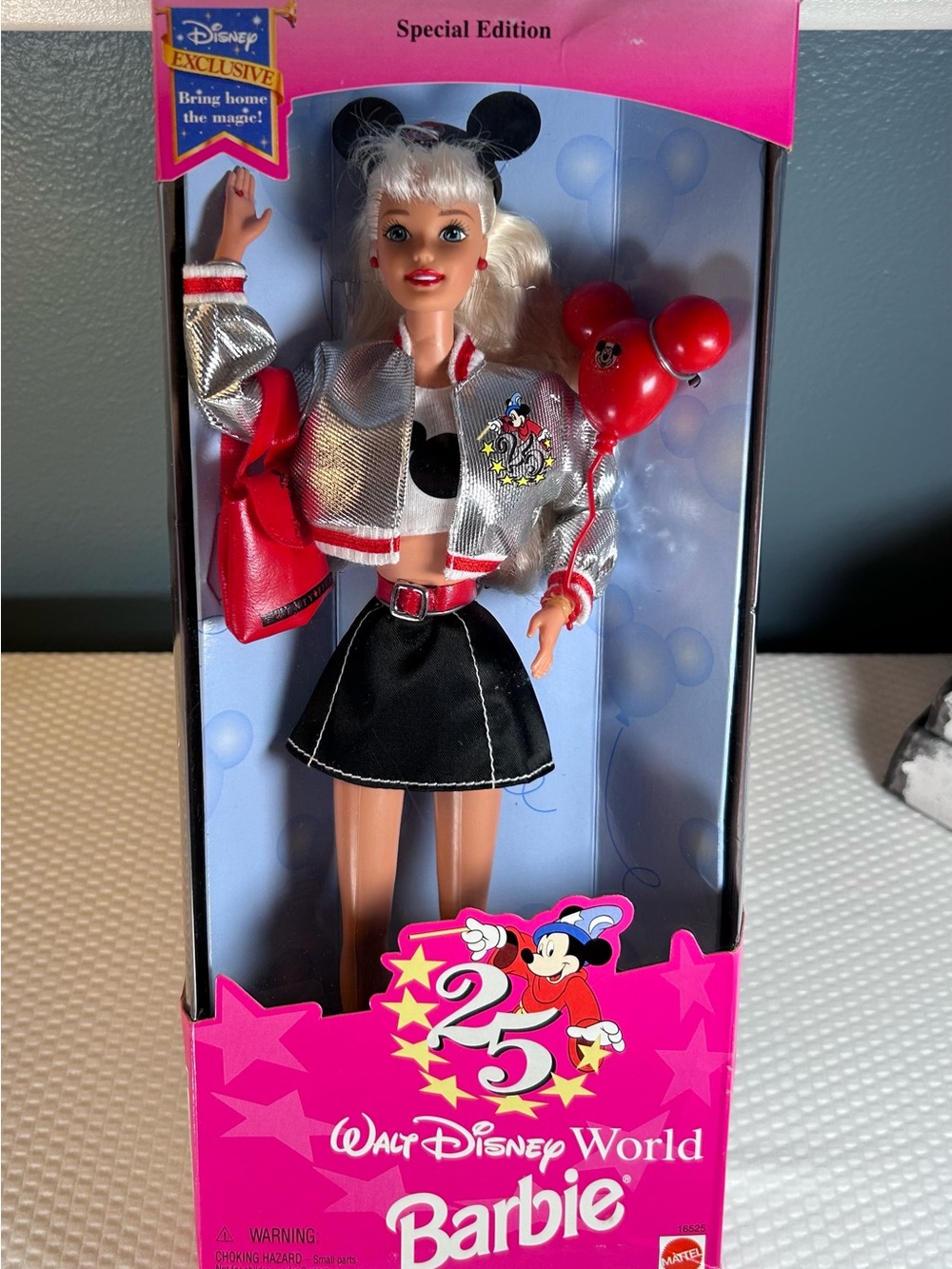 1996 Walt Disney World 25th Anniversary Barbie Special Edition #16525 NIB